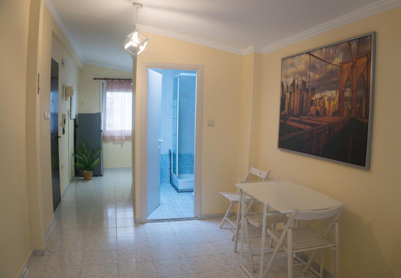 Modern Cozy Apartment In Kalamaria Ngoại thất bức ảnh